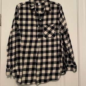 Old Navy Maternity Buffalo Check Checkered Plaid Popover